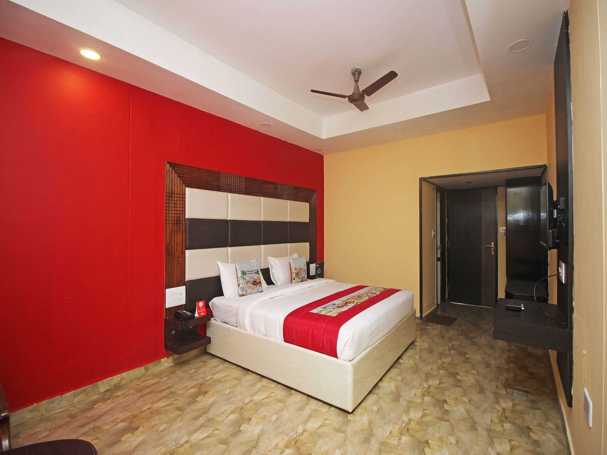 Hotel New Rajdarshan Madikeri Exterior photo